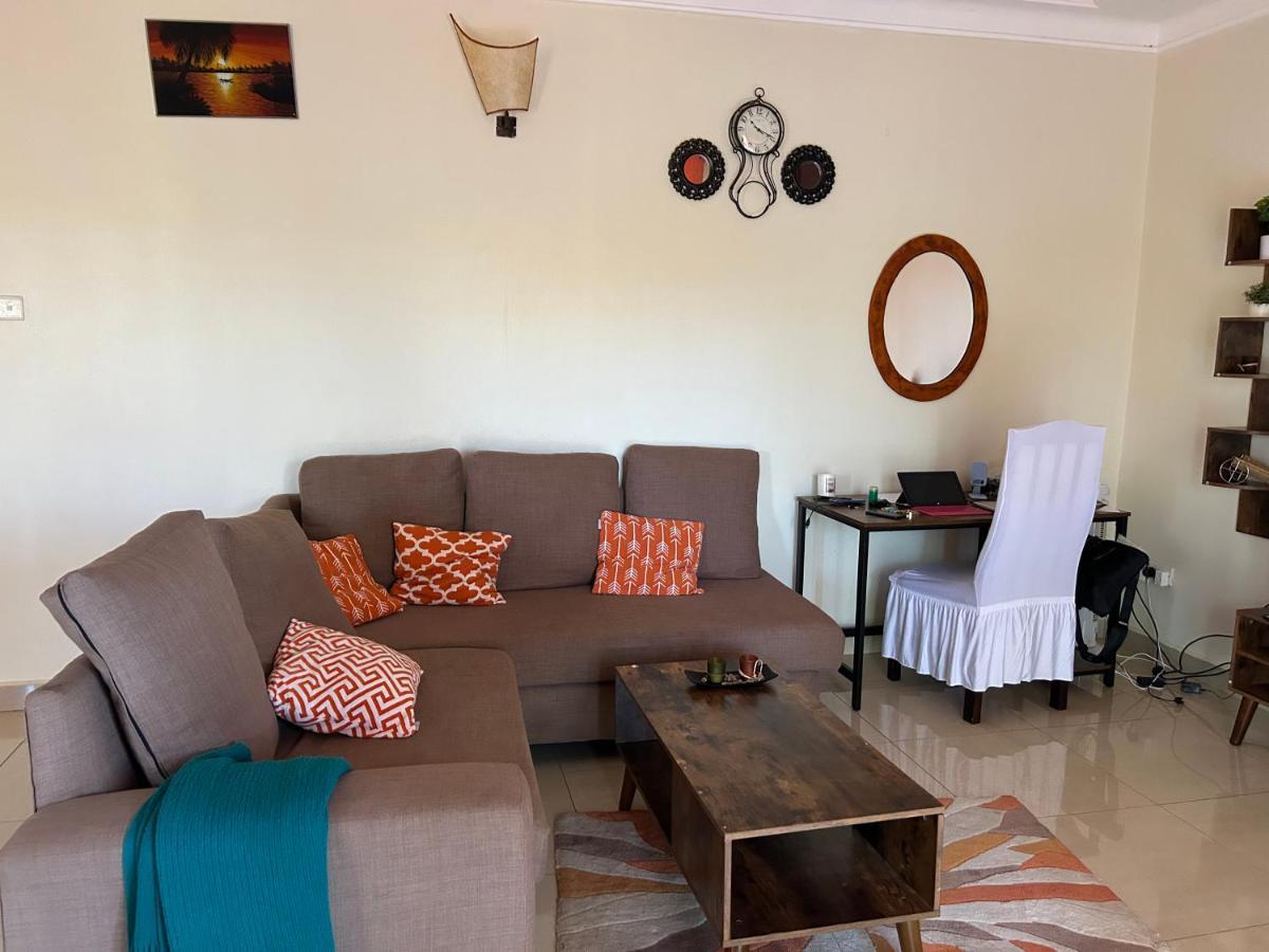 The Abode Apartments Lake View & Breakfast Suite Near Beach Entebbe Exteriör bild
