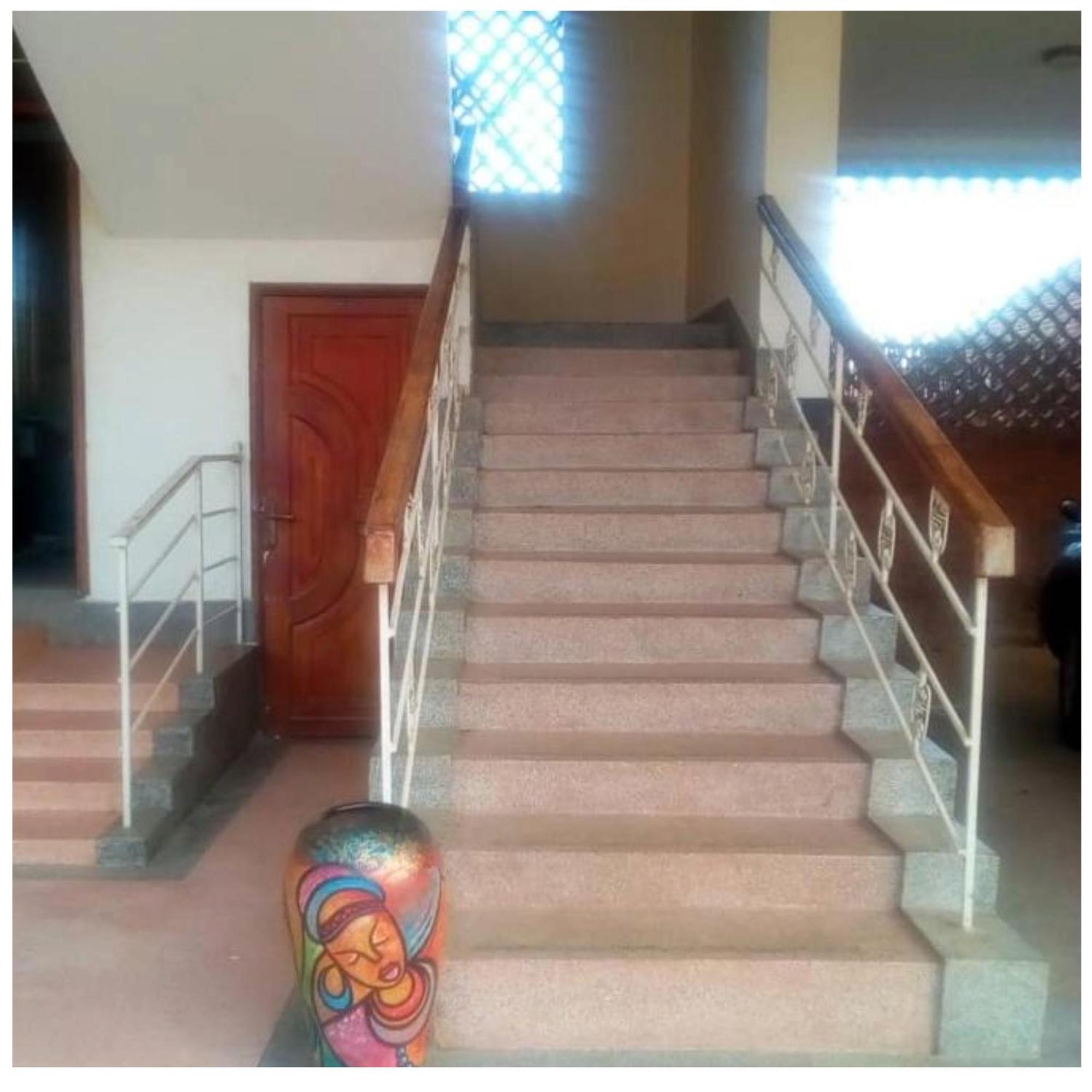 The Abode Apartments Lake View & Breakfast Suite Near Beach Entebbe Exteriör bild