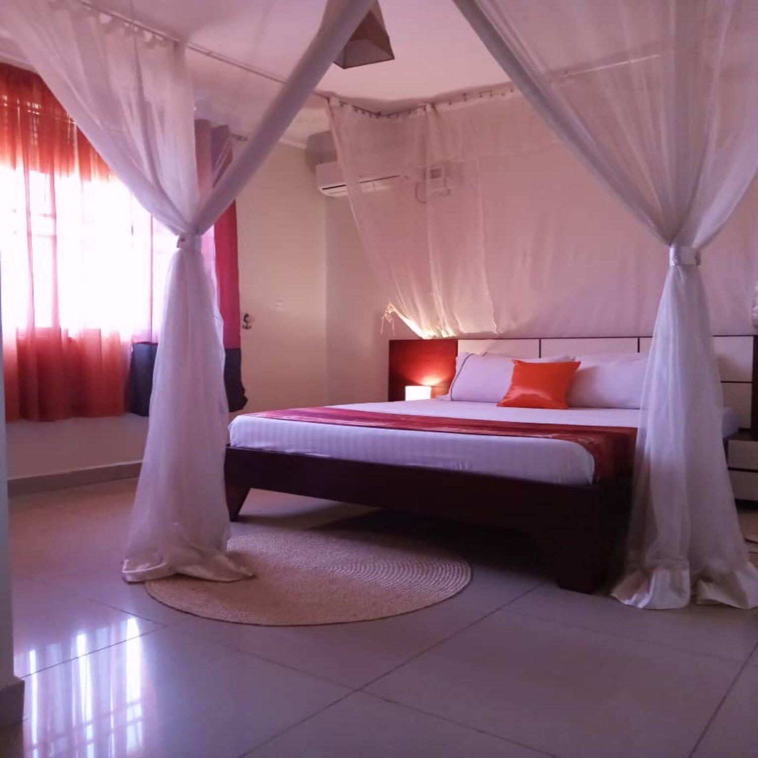 The Abode Apartments Lake View & Breakfast Suite Near Beach Entebbe Exteriör bild